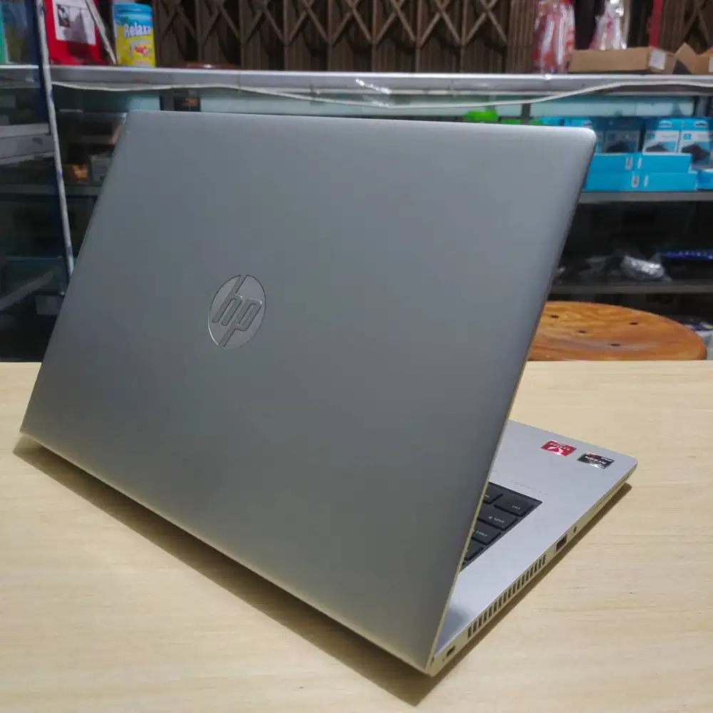 Laptop HP Probook 645 G4 AMD Ryzen 3 Radeon Vega 8/256 SSD Win 10