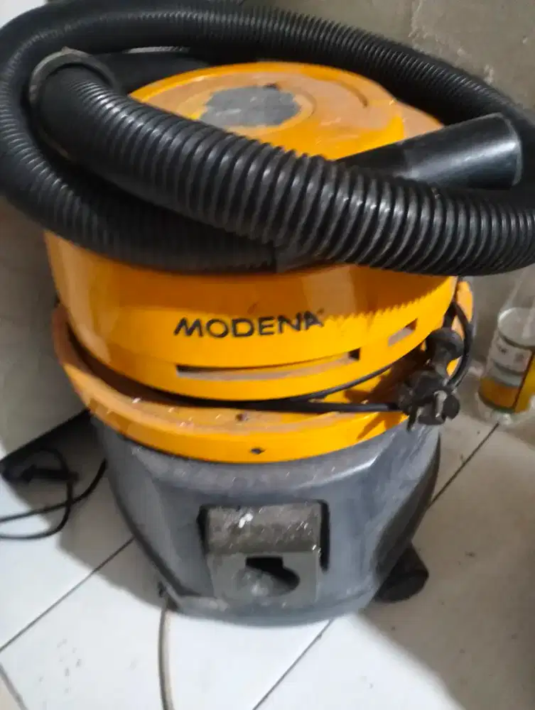 Vacum cleaner modena