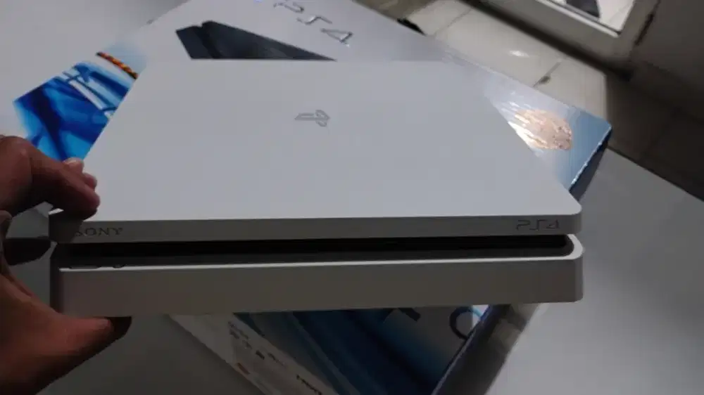 PS4 Slim – Fullset