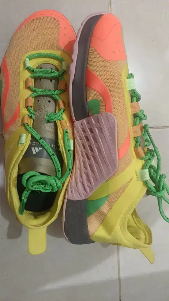 Sepatu Cewek Adidas Stella McCartney