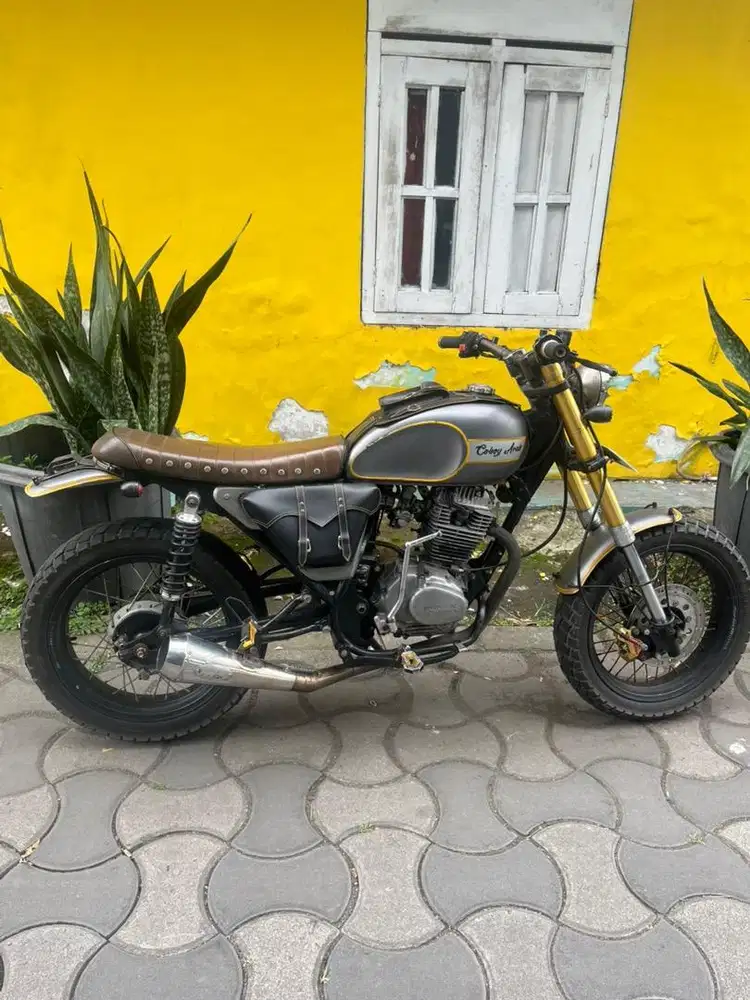 GL MAX MODIF CAFERACE