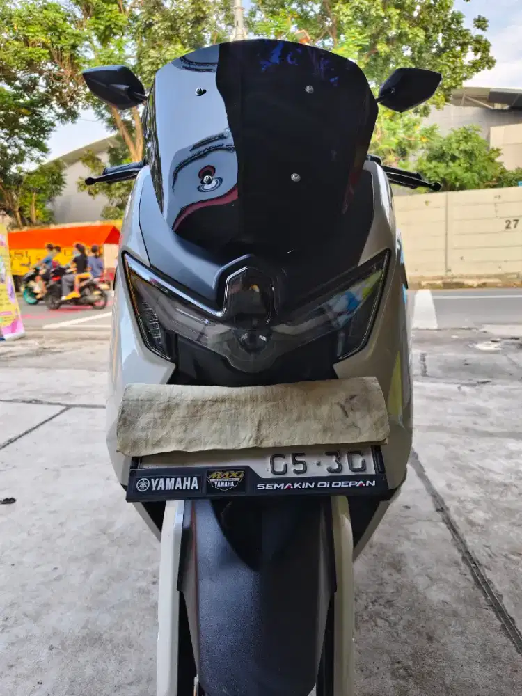 Nmax neo S 2025 putih