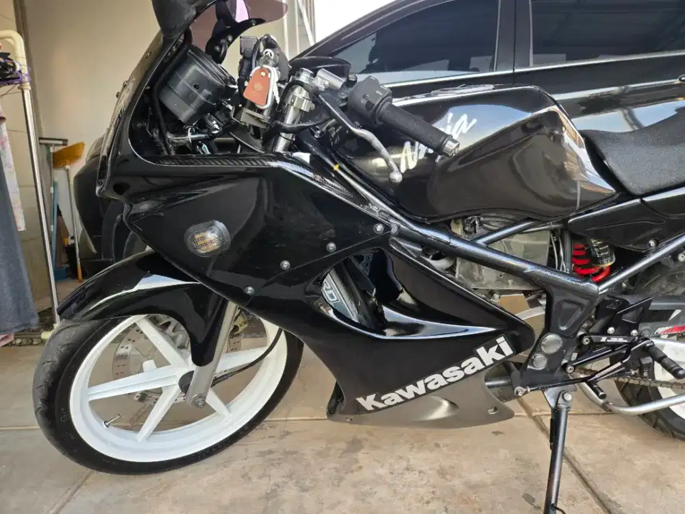 Kawasaki Ninja RR Old Hitam