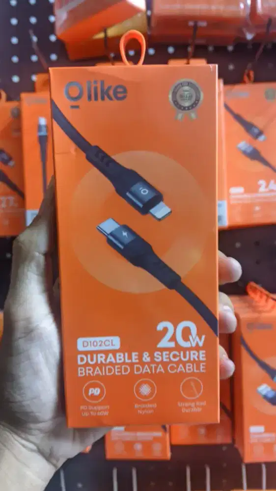 KABEL DATA TYPE-C TO LIGHTNING OLIKE D102CL