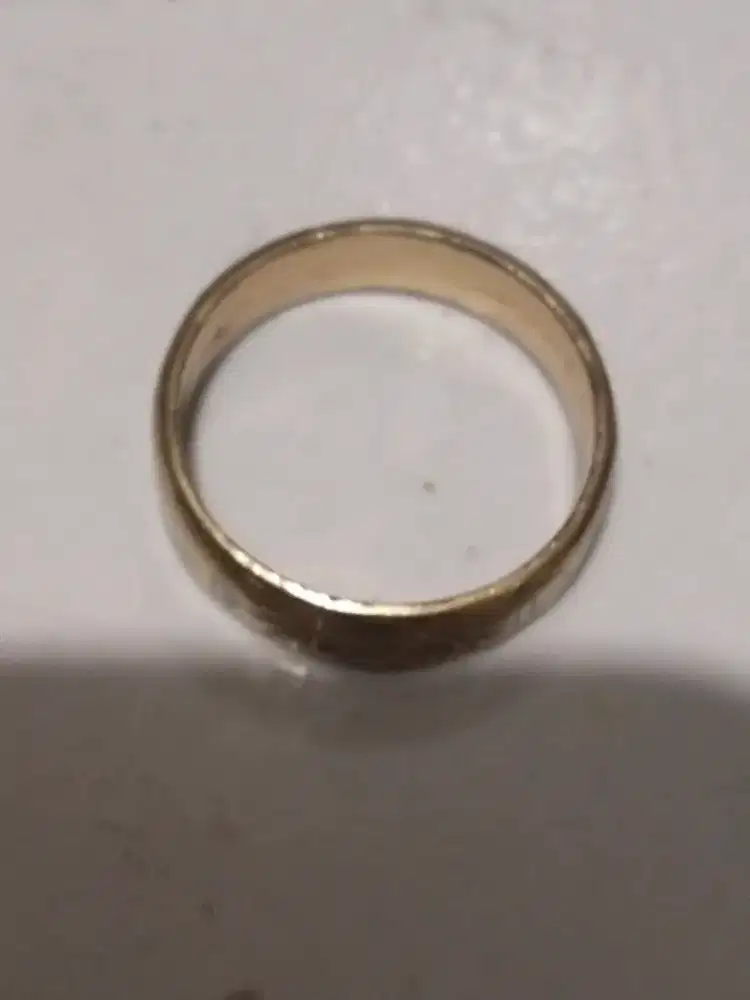 Cincin bulat vintage