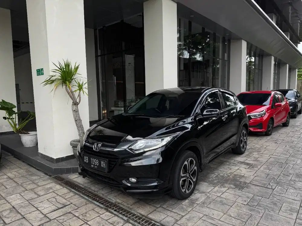 Honda HR-V Prestige 1.8 AT 2017 Yogyakarta