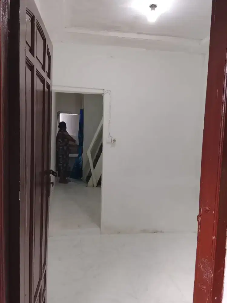 DIKONTRAKAN RUMAH 2LT, DIJOJORAN DEKAT UNAIR, RS SOETOMO, TIDAK BANJIR
