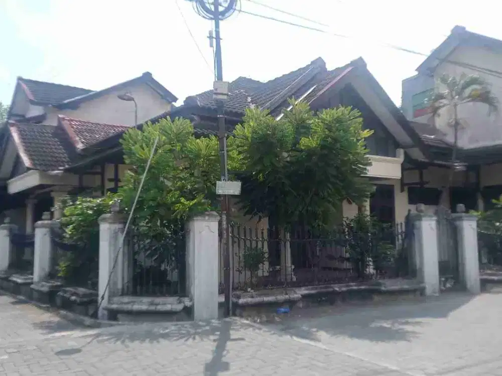 Rumah Luas Di Pogung jl. Kaliurang Dalam Ringroad Dekat Kampus UGM & RS. Sardjito