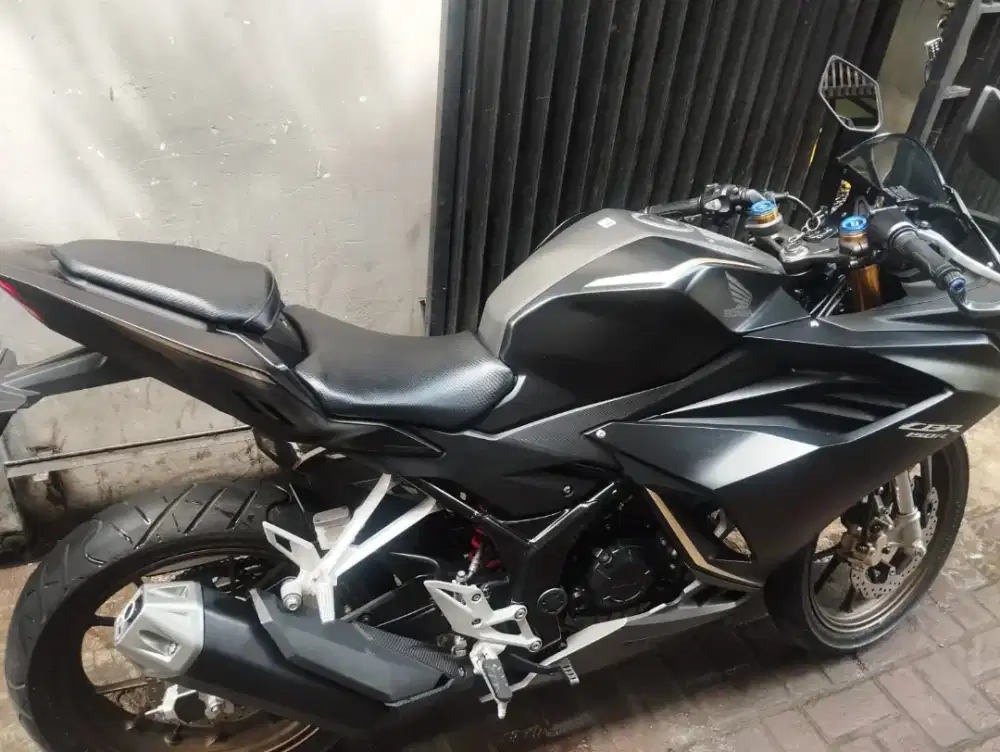 Honda CBR 150 2023
