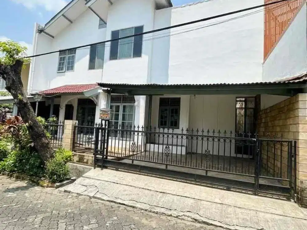 Hot Sale! Rumah Sudah Renovasi Harga Termurah di Camar Bintaro Sektor 3