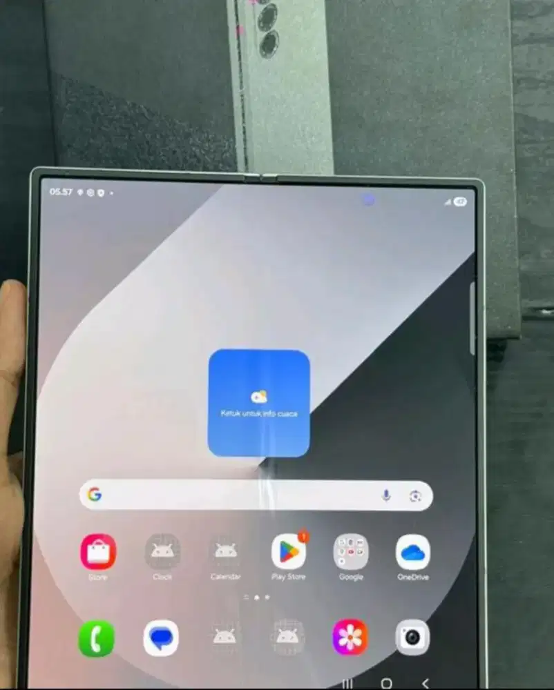 Samsung Galaxy Z Fold 6 Ram 12Gb/512Gb lengkap