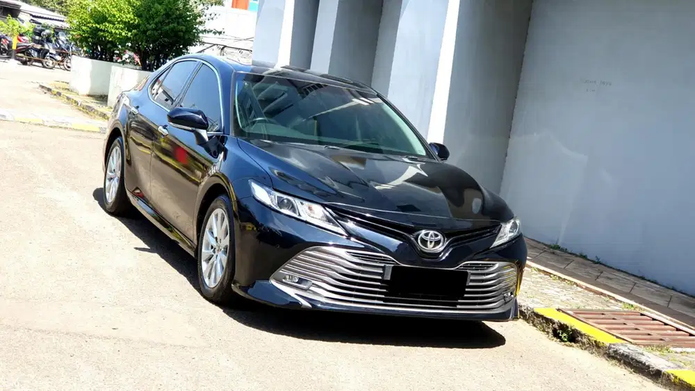 Toyota Camry 2.5 V Sunroof AT 2020/2021
