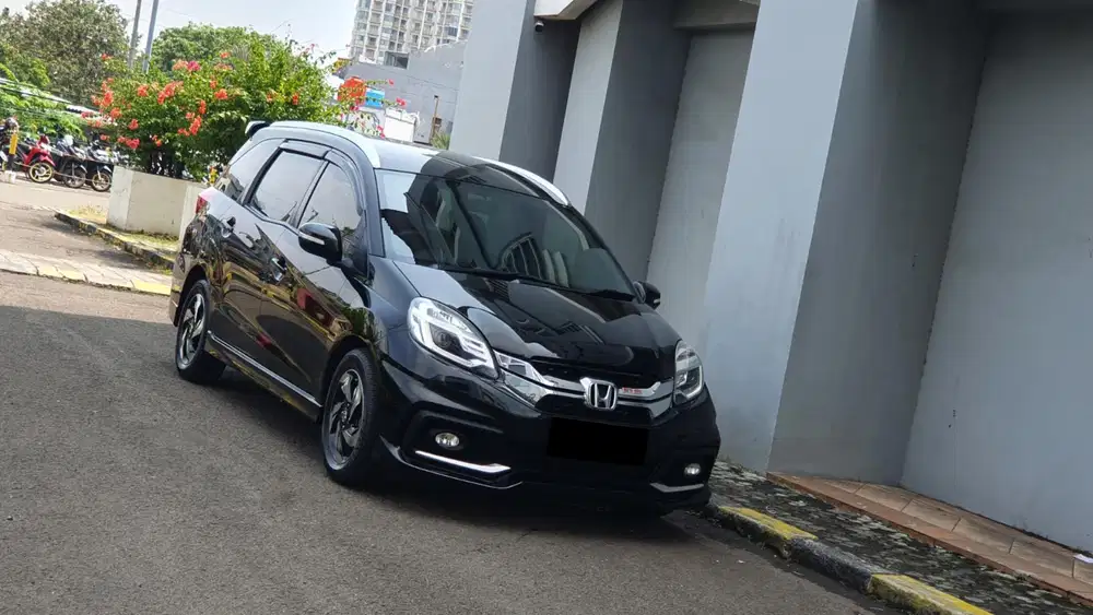 Honda Mobilio RS 1.5 CVT AT 2015/2016