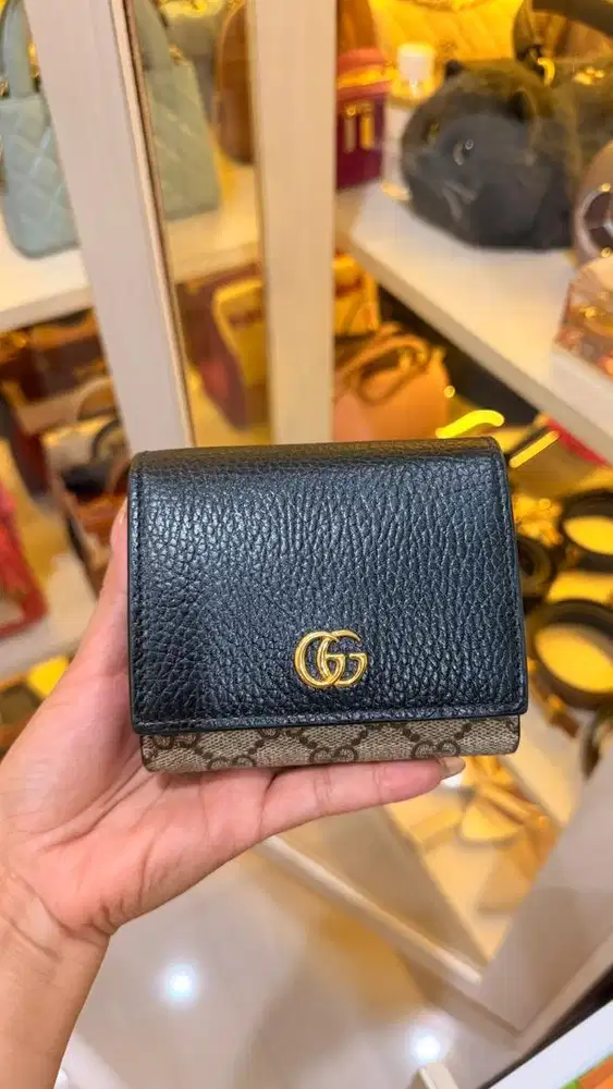 Dompet gucci wanita