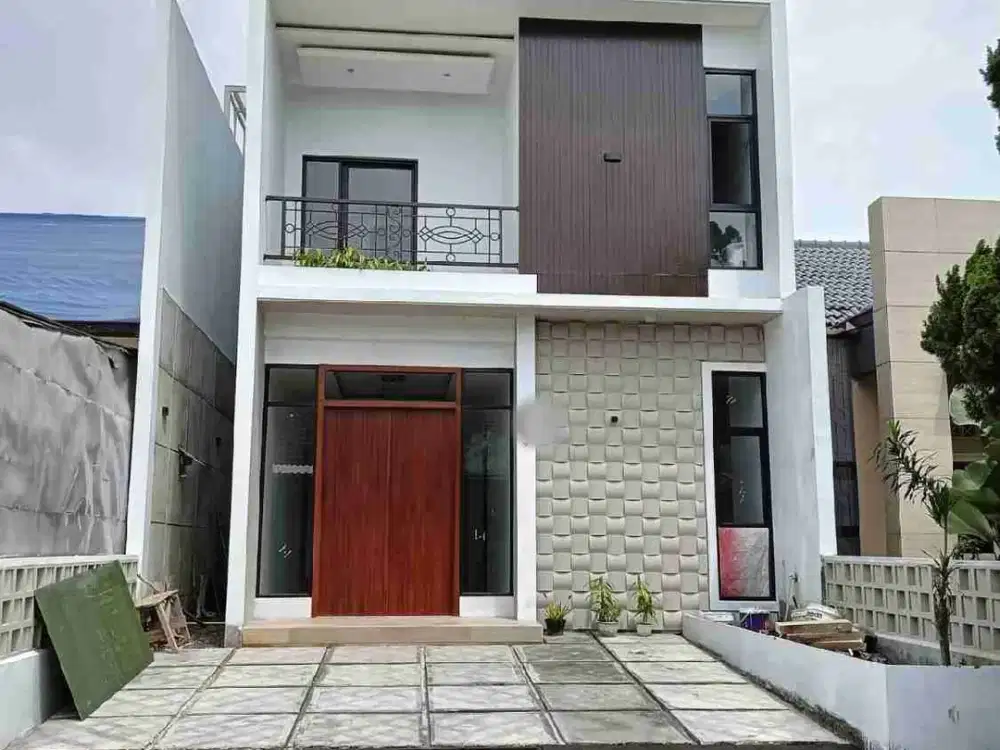Dijual Rumah Siap huni  Singgasana Lingkungan Tenang dan Nyaman