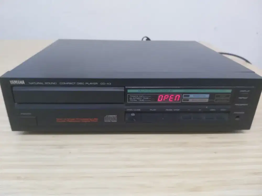 YAMAHA CD Player CD-X3