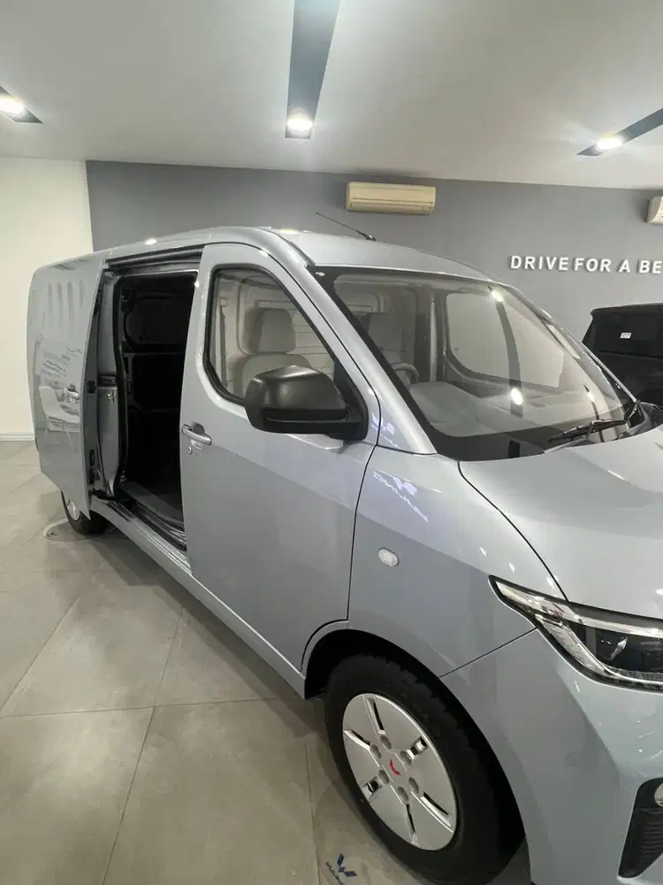 Mitra EV Blind Van