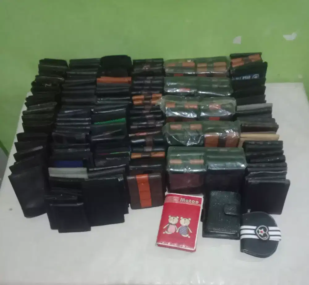 Borongan dompet pria 160 pcs