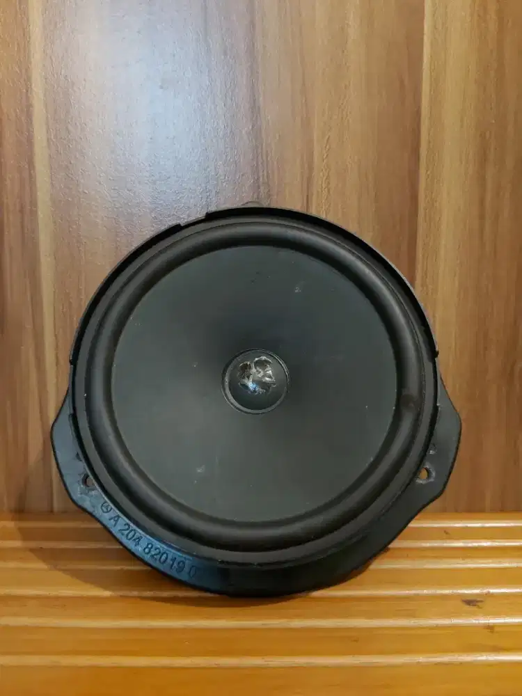 Speaker Ori Mercedes Benz A 204 820 XXXX