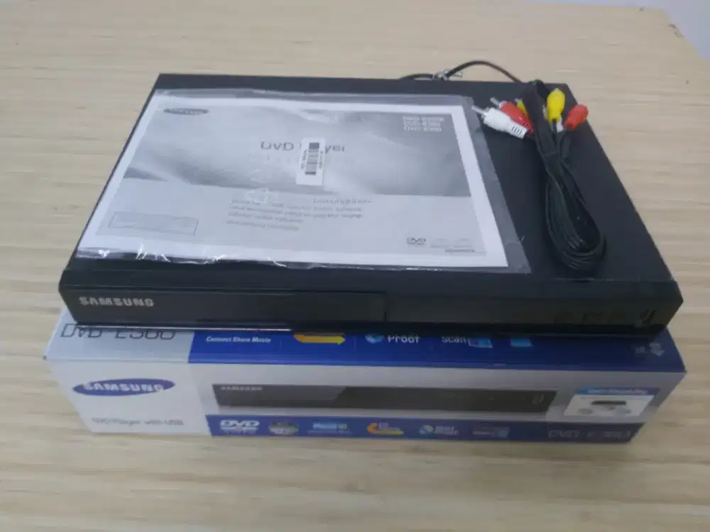 SAMSUNG DVD PLAYER E-360