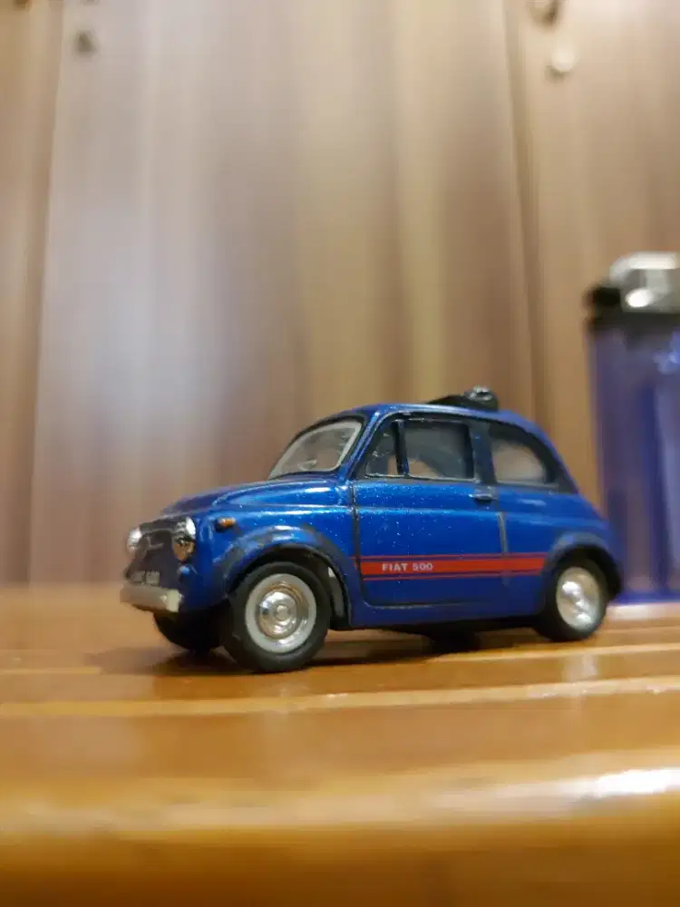 Diecast FIAT 500 kinsmart 1:48