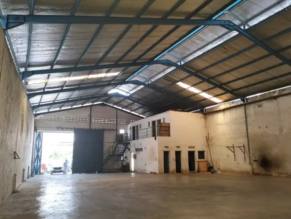 Sewa Gudang di Raya Wiyung (Lidah Wetan) Surabaya Barat