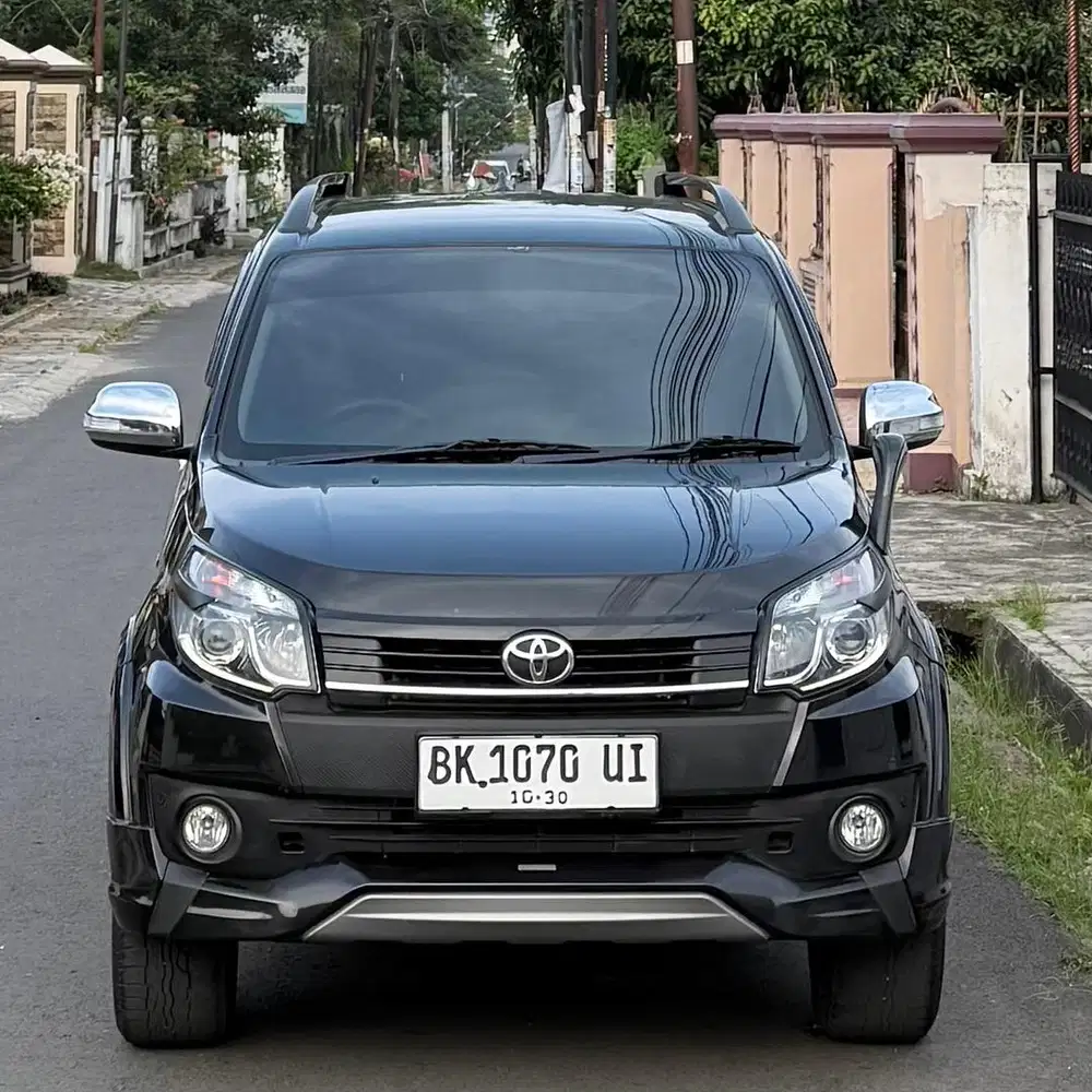 Toyota Rush S TRD 1.5 Manual 2015