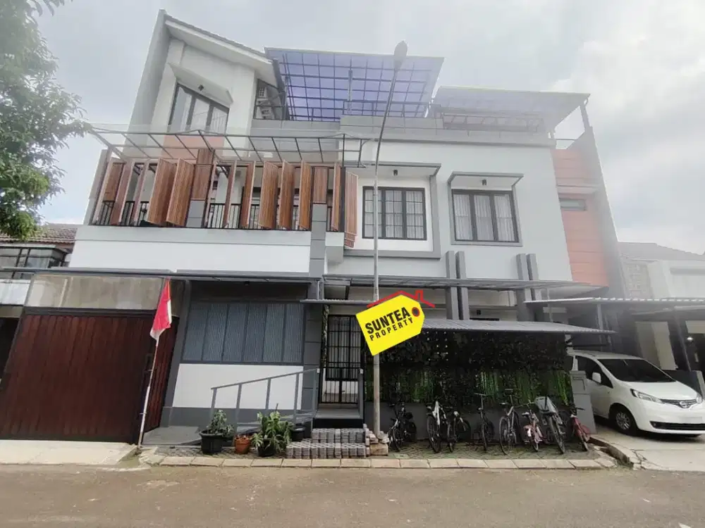 Rumah Ada Kolam Renang Dekat Akses Tol Siap Huni - 0894