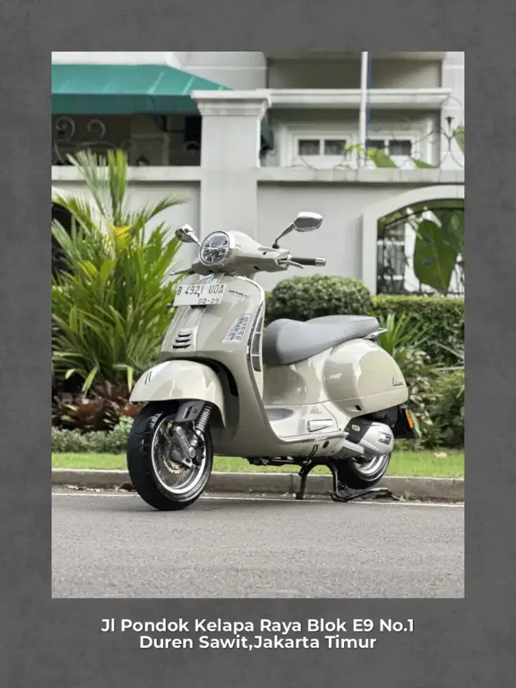 VESPA GTS CLASSIC KEYLESS 150 IGET ABS-ASR LED TH 2023 LIKE NEW