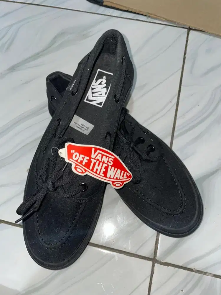 Sepatu Vans Hitam Casual Pria Wanita Simple size 41