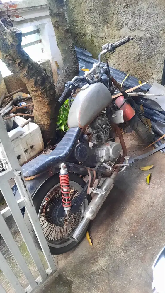 JUAL MURAH HONDA GL 100 (BOBBER)