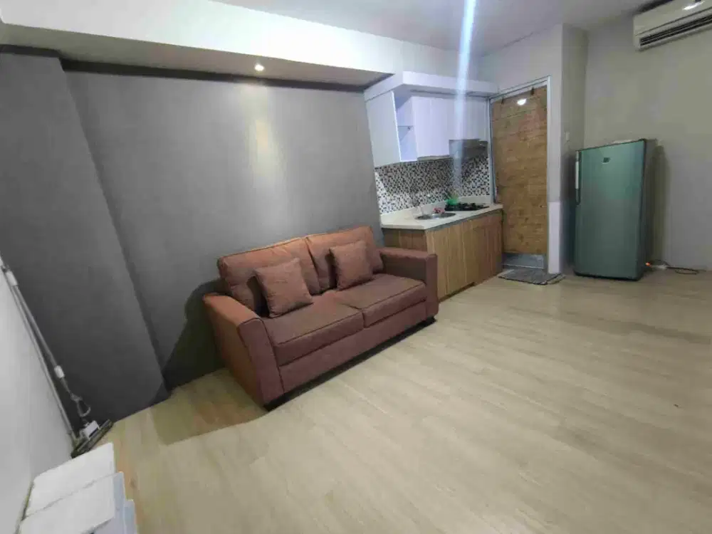 Sewa 3 bedroom jebolan 2 bedroom full furnished kalibata Green Palace