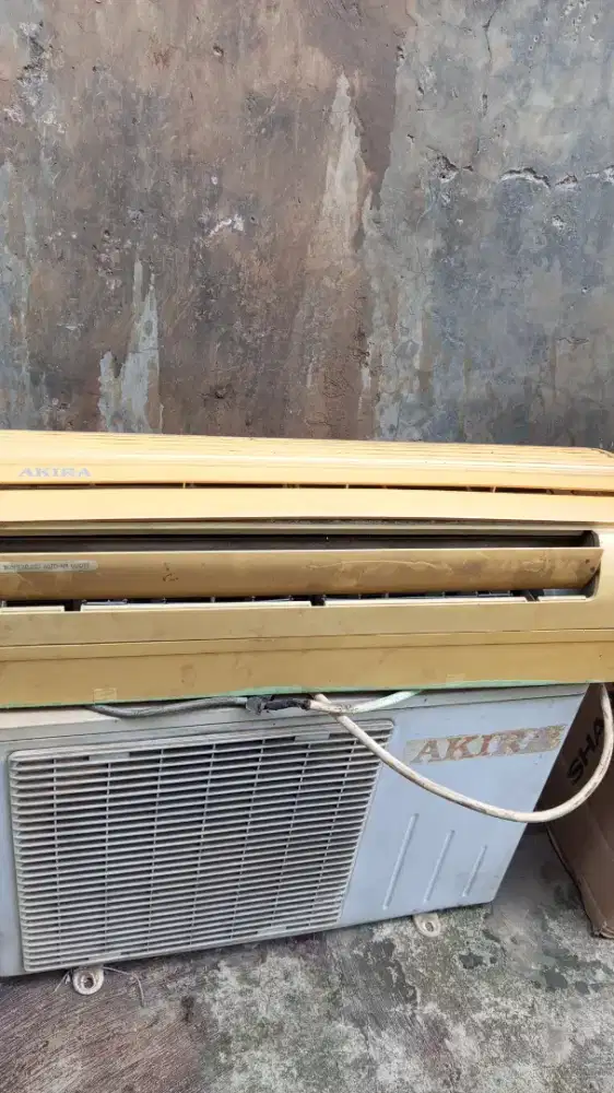 Di jual AC Akira