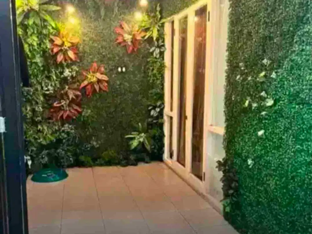 rumah cantik siap huni di tengah2 kota malang daerah trunojoyo dan gajahmada dekat lapangan rampal, stasiun, RS lavalette, RSSA, alun alun dan malang heritage kayu tangan