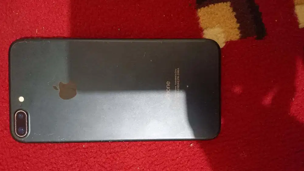 ip 7+ 128gb kondisi mulus kamera depan gantian ex ibox 1jt