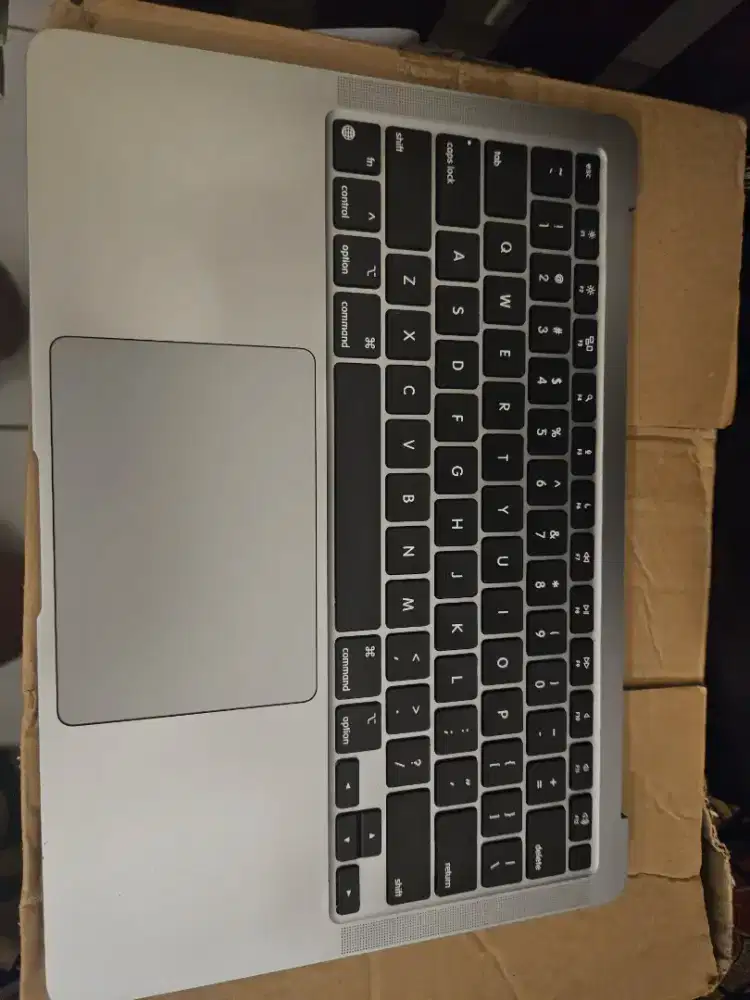 Macbook air m1 resmi