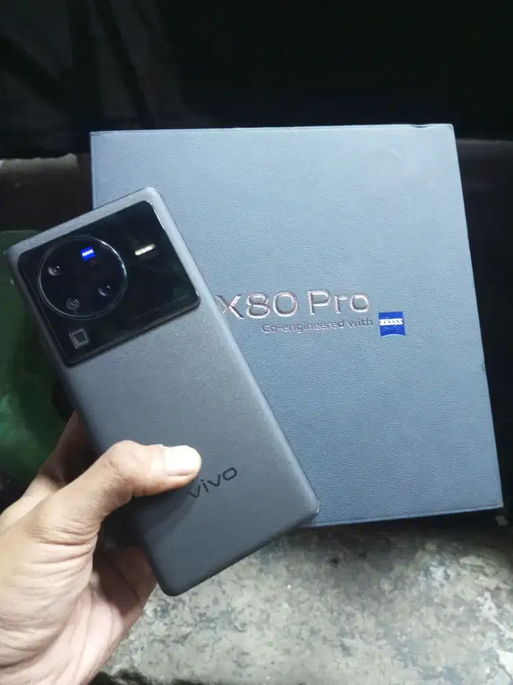 Vivo X80'pro (5G) 12/256 fullori.