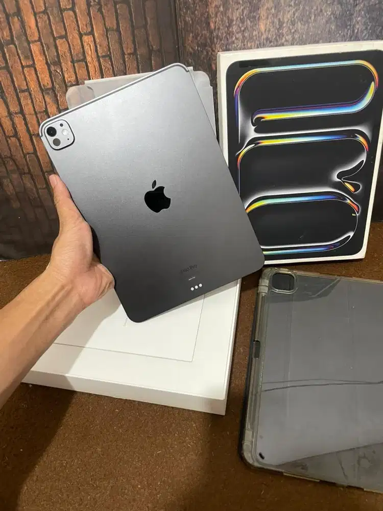 Ipad Pro M4 256 iBox Lengkap