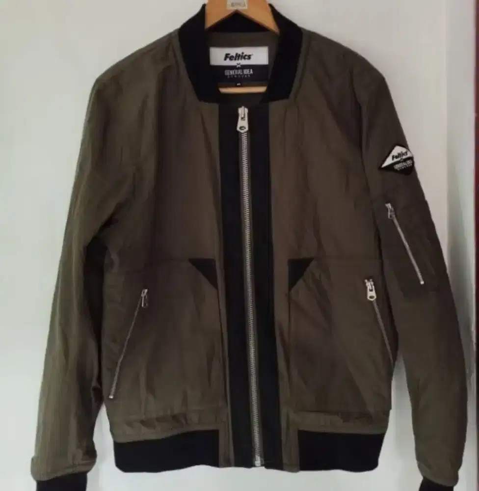 BOMBER FELTICS SZ M FIT L