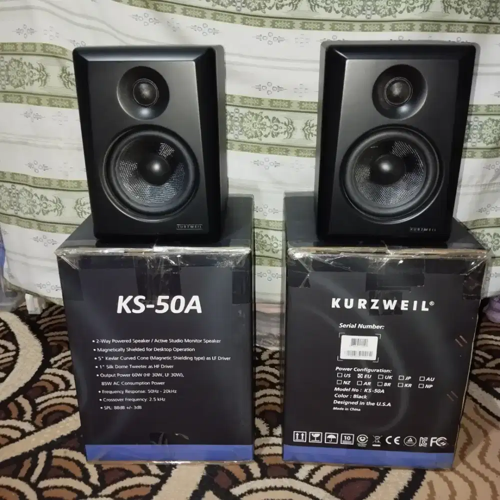 Sepasang monitor studio KURZWEIL KS-50A