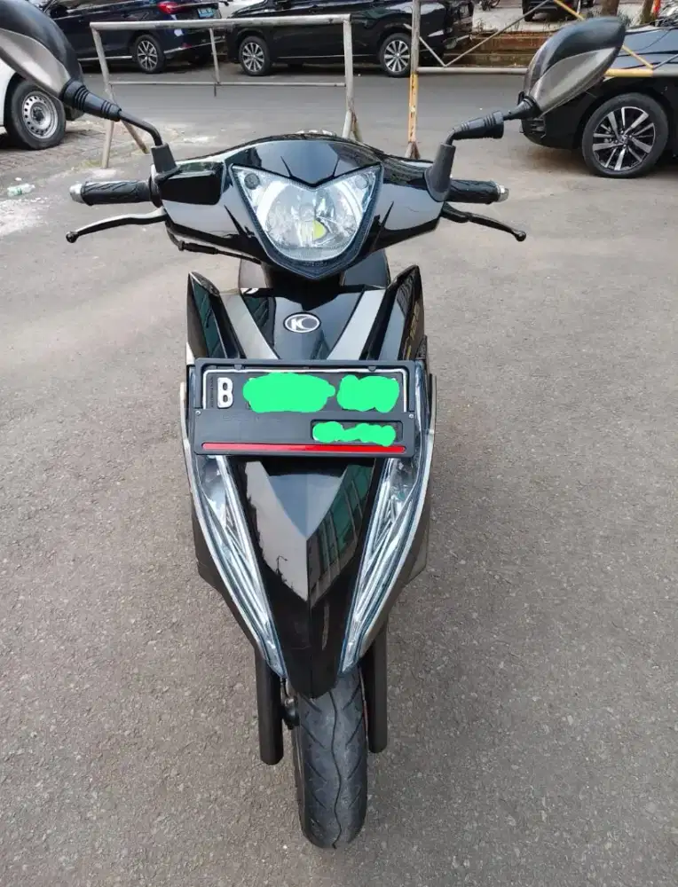 Kymco GP 125cc warna hitam tahun 2020