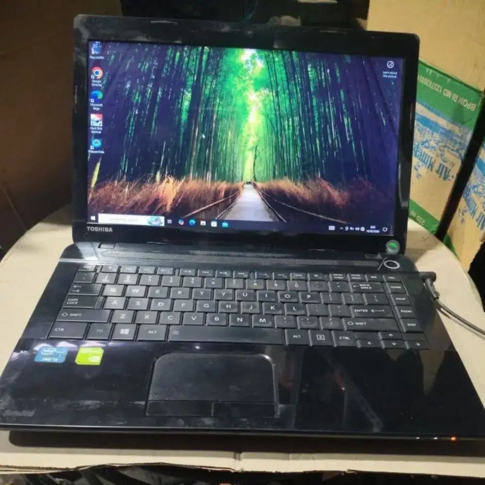 LAPTOP MURAH BEKAS SEGALA MACAM MERK.