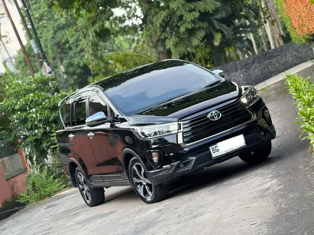 (KM 50 RB) Toyota Innova Reborn VENTURER 2.4 Diesel Matic 2021/2020