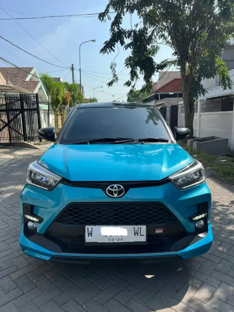 Toyota Raize GR Twotone AT 2023 KM 13 Rb