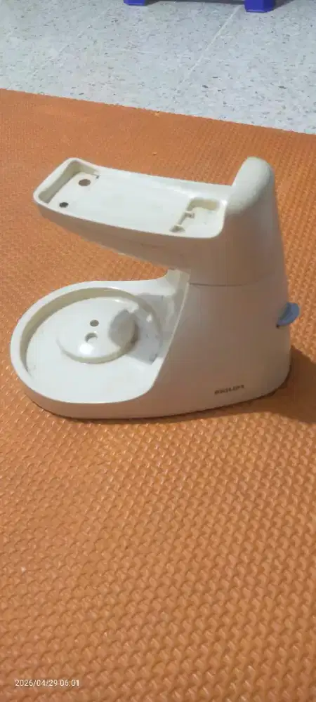 Dudukan hand mixer philip