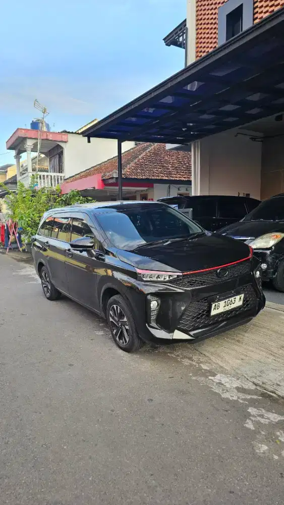 Xenia 1.5 R ADS Matic Istimewa