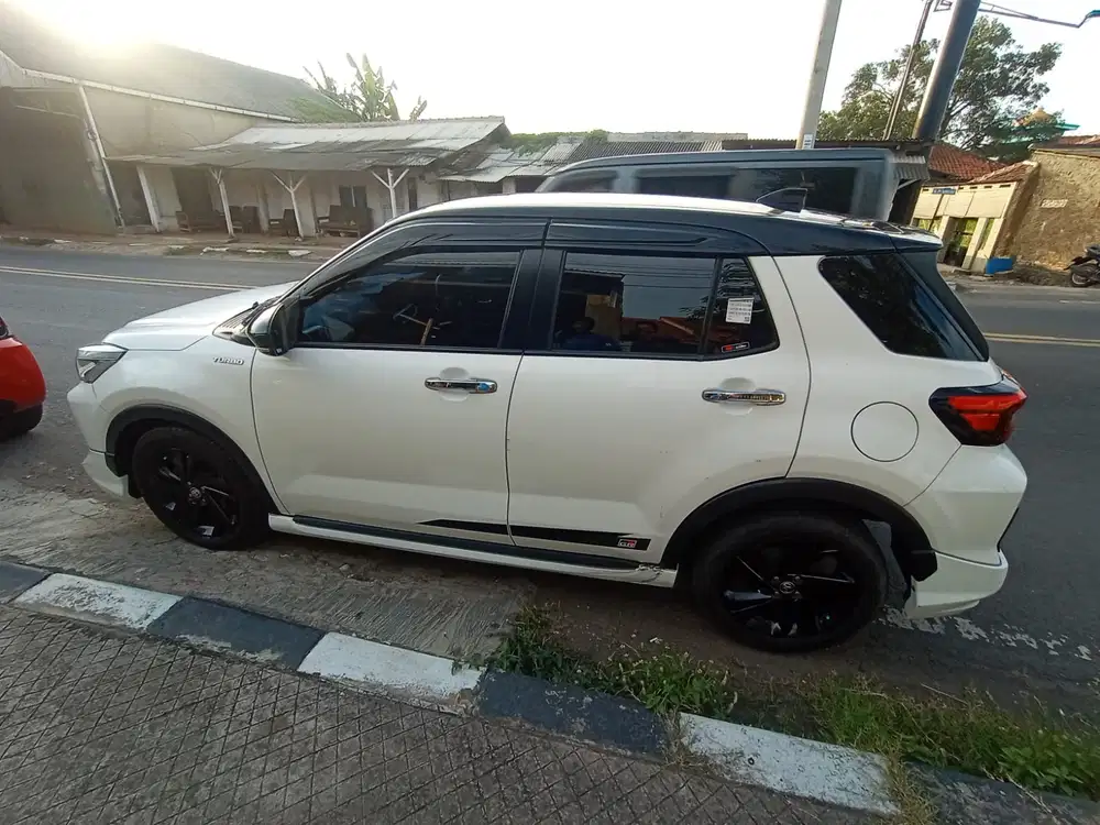 Di Jual Toyota Raize GR Turbo