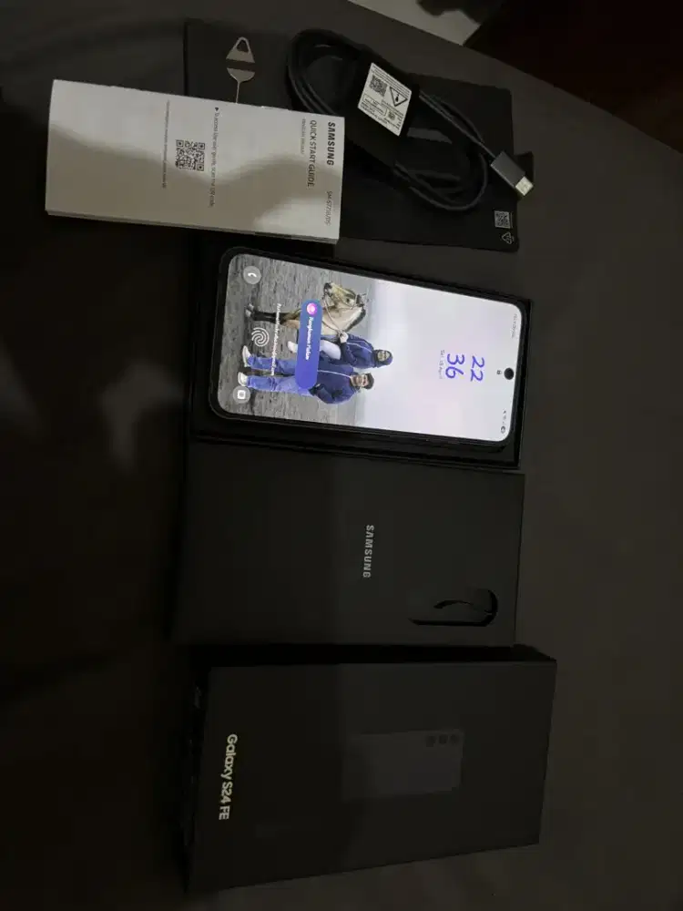 SAMSUNG S24 FE 8/256 GB