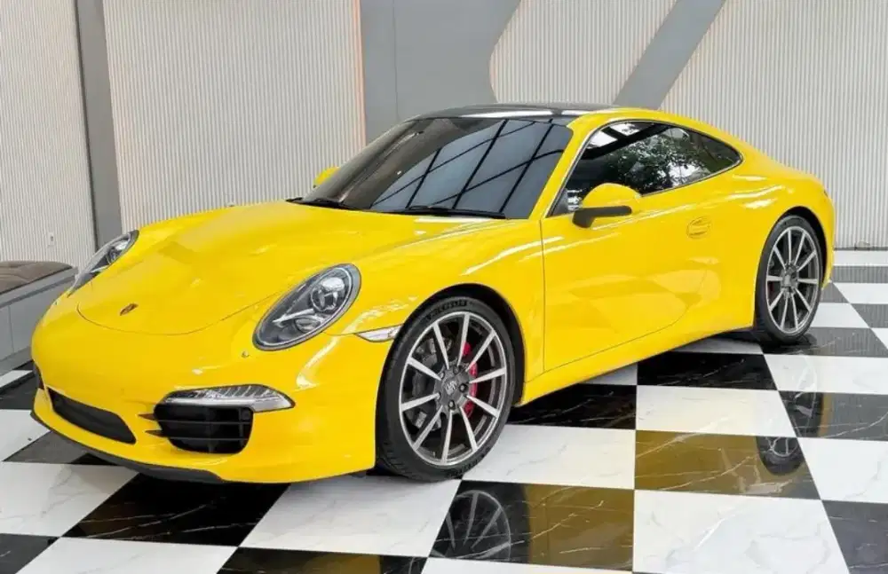 Porsche 911 Carrera S 3.8 2012