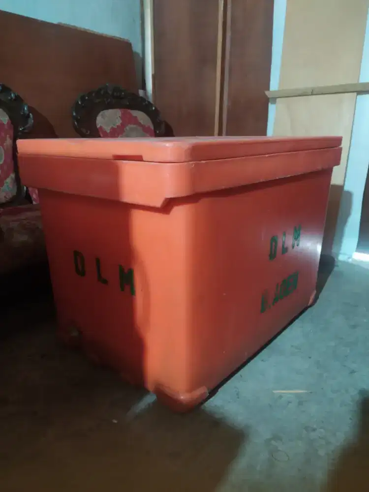 Box Fiber ukuran 220L